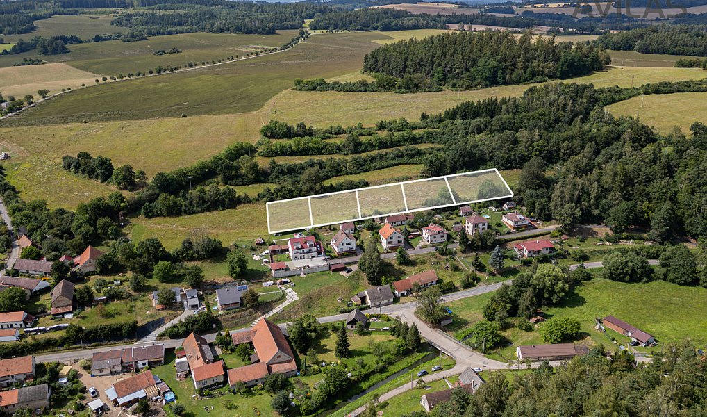 Prodej stavebního pozemku 7 856 m², Popovice – fotka 1 z 14