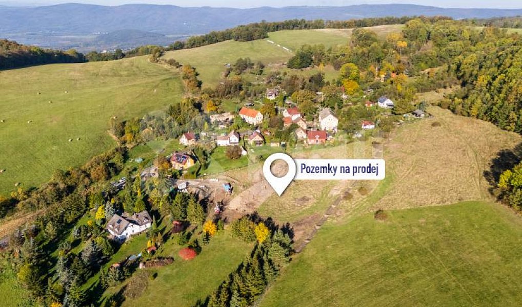 Prodej stavebního pozemku 905 m², Chuderov – náhled fotky 7