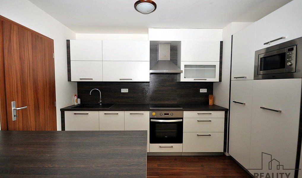 Pronájem bytu 1+kk 51 m², Olomouc – náhled fotky 2