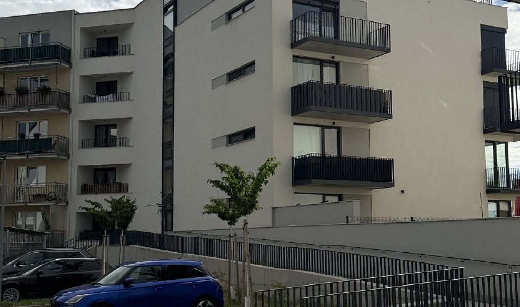 Prodej bytu 1+kk 46 m², Plzeň – náhled fotky 2