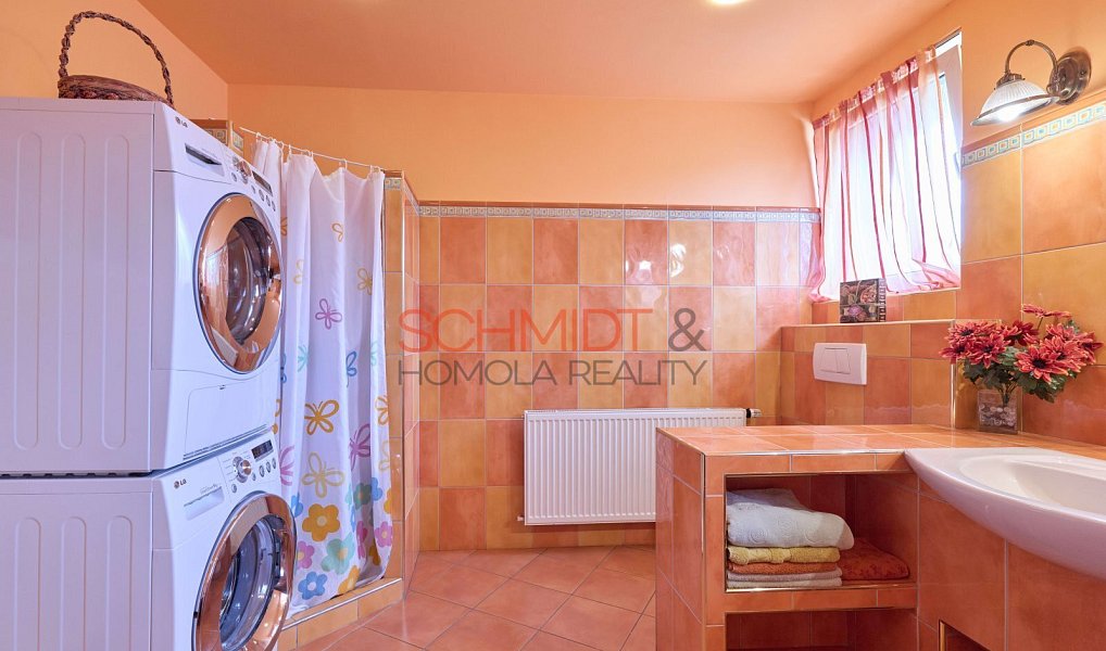 Prodej domu 437 m² s pozemkem 1 807 m², Hustopeče – náhled fotky 15