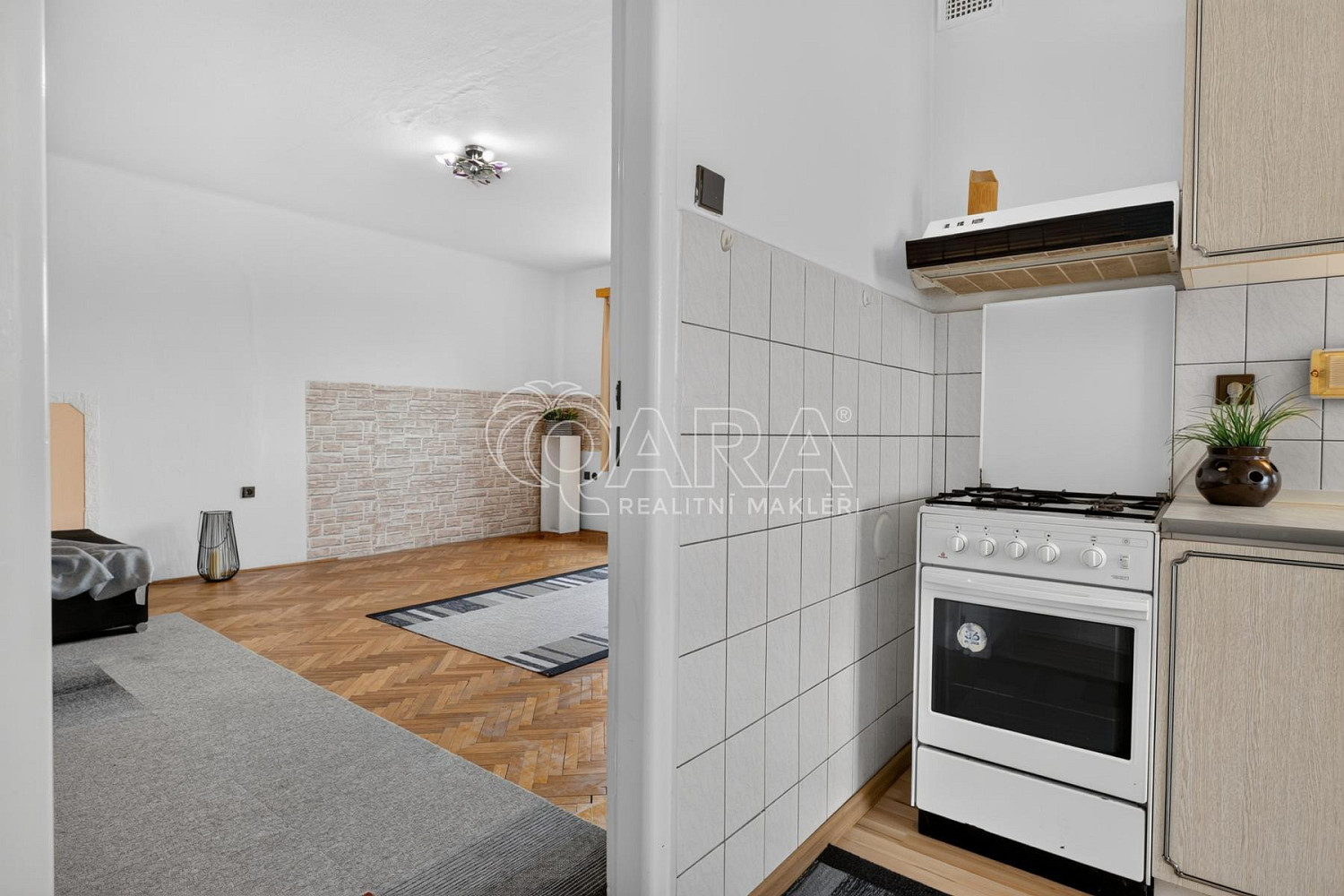 Pronájem bytu 1+1 48 m² — photo 5