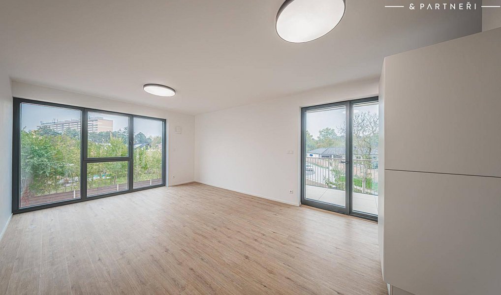 Pronájem bytu 2+kk 60 m², Hradec Králové – náhled fotky 7