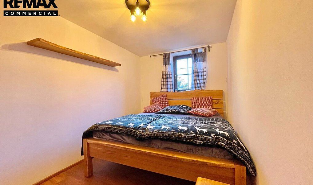 Prodej ubytovacího objektu 282 m², Vimperk – náhled fotky 29