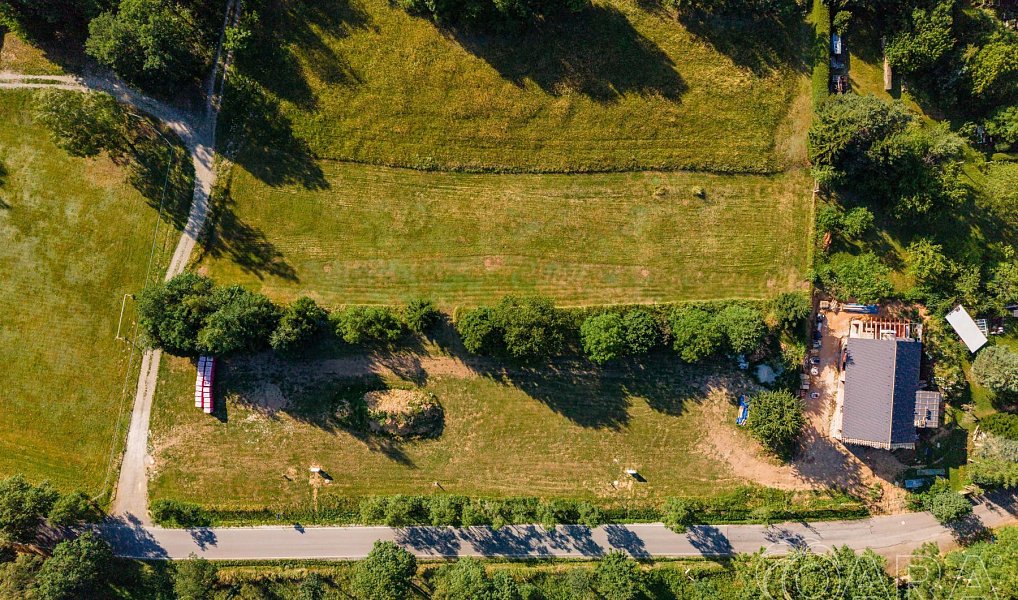 Prodej stavebního pozemku 1 009 m², Dírná – náhled fotky 9