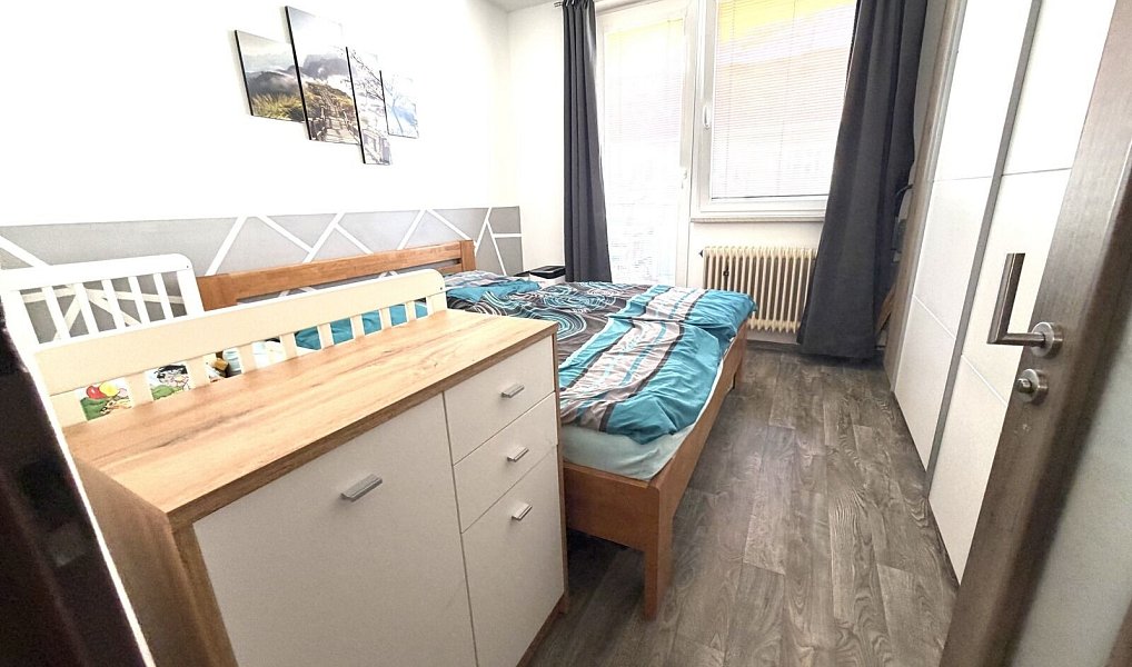 Prodej bytu 3+1 75 m², Kostelec – náhled fotky 3