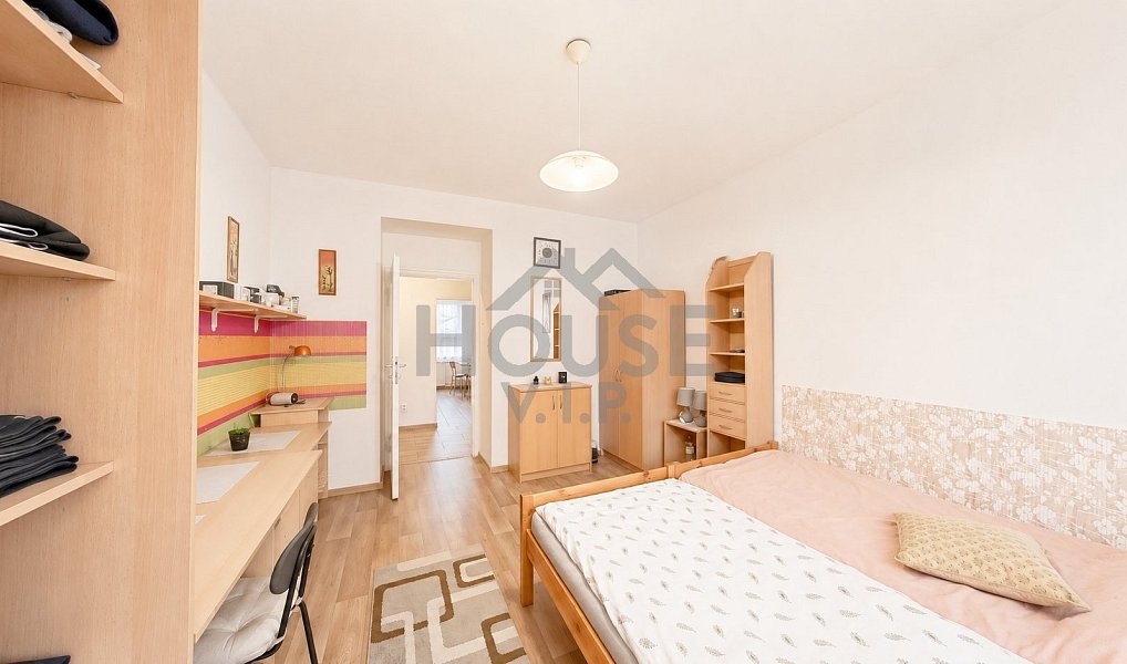 Prodej bytu 3+1 77 m², Praha – náhled fotky 12