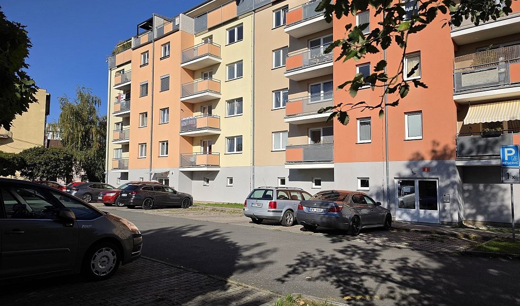 Pronájem bytu 2+kk 42 m², Plzeň – náhled fotky 2