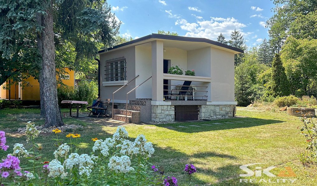Prodej zahrady 1 133 m², Louny – fotka 1 z 25