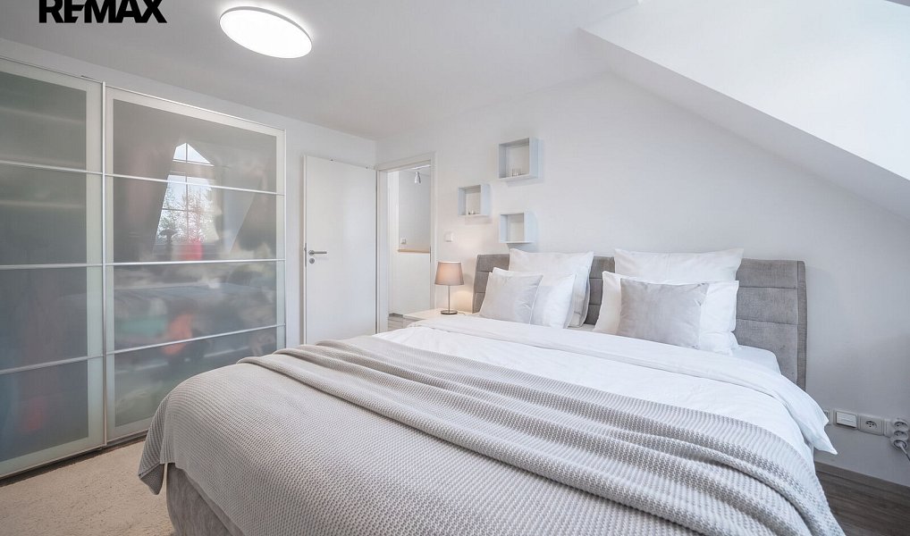 Prodej domu 104 m² s pozemkem 105 m², Líbeznice – náhled fotky 14