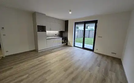 Pronájem bytu 1+kk 38 m²