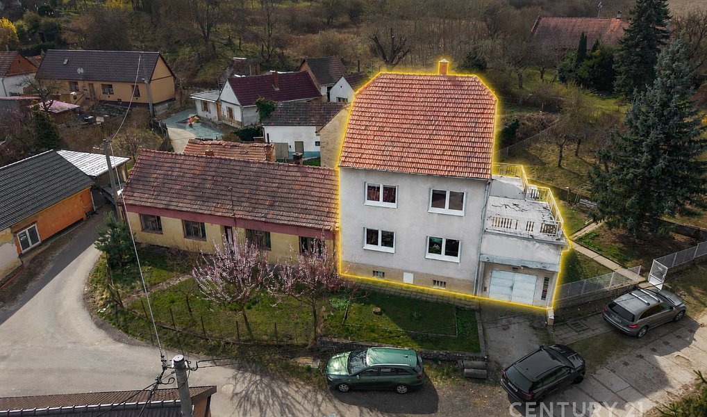 Prodej domu 310 m² s pozemkem 563 m², Kyjov – fotka 1 z 31