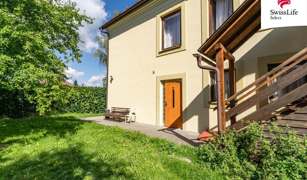 Prodej ubytovacího objektu 308 m², Tehovec – náhled fotky 2