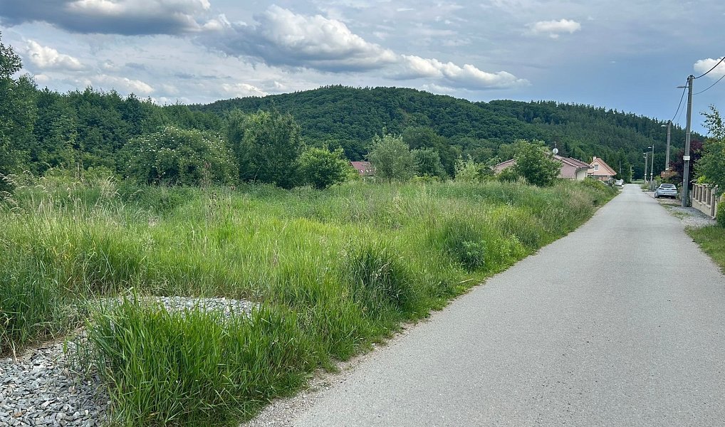Prodej pozemku 758 m², Skalička – náhled fotky 3