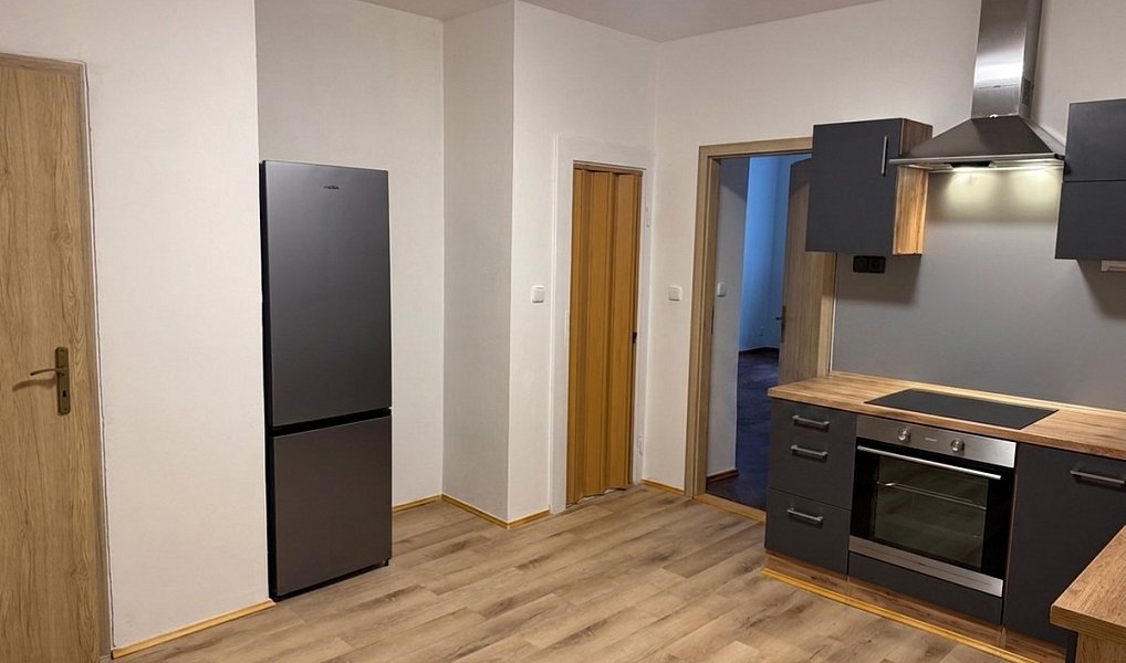 Pronájem bytu 3+1 79 m², Praha – náhled fotky 21