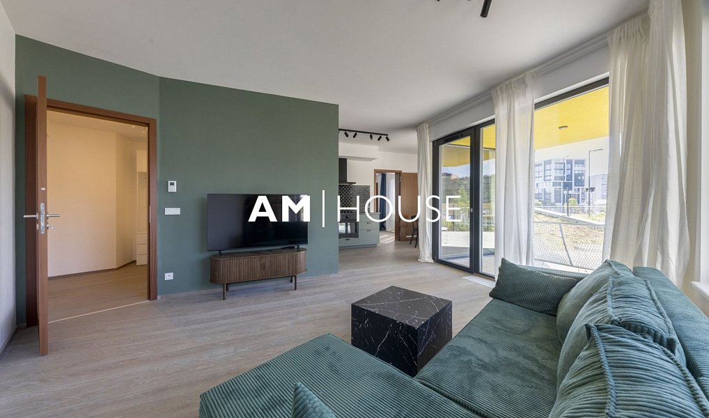 Pronájem bytu 2+kk 66 m², Praha – fotka 1 z 18