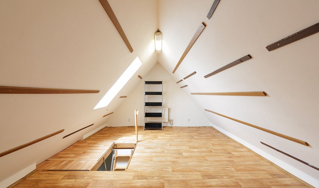 Prodej domu 478 m² s pozemkem 4 241 m², Verneřice – náhled fotky 33