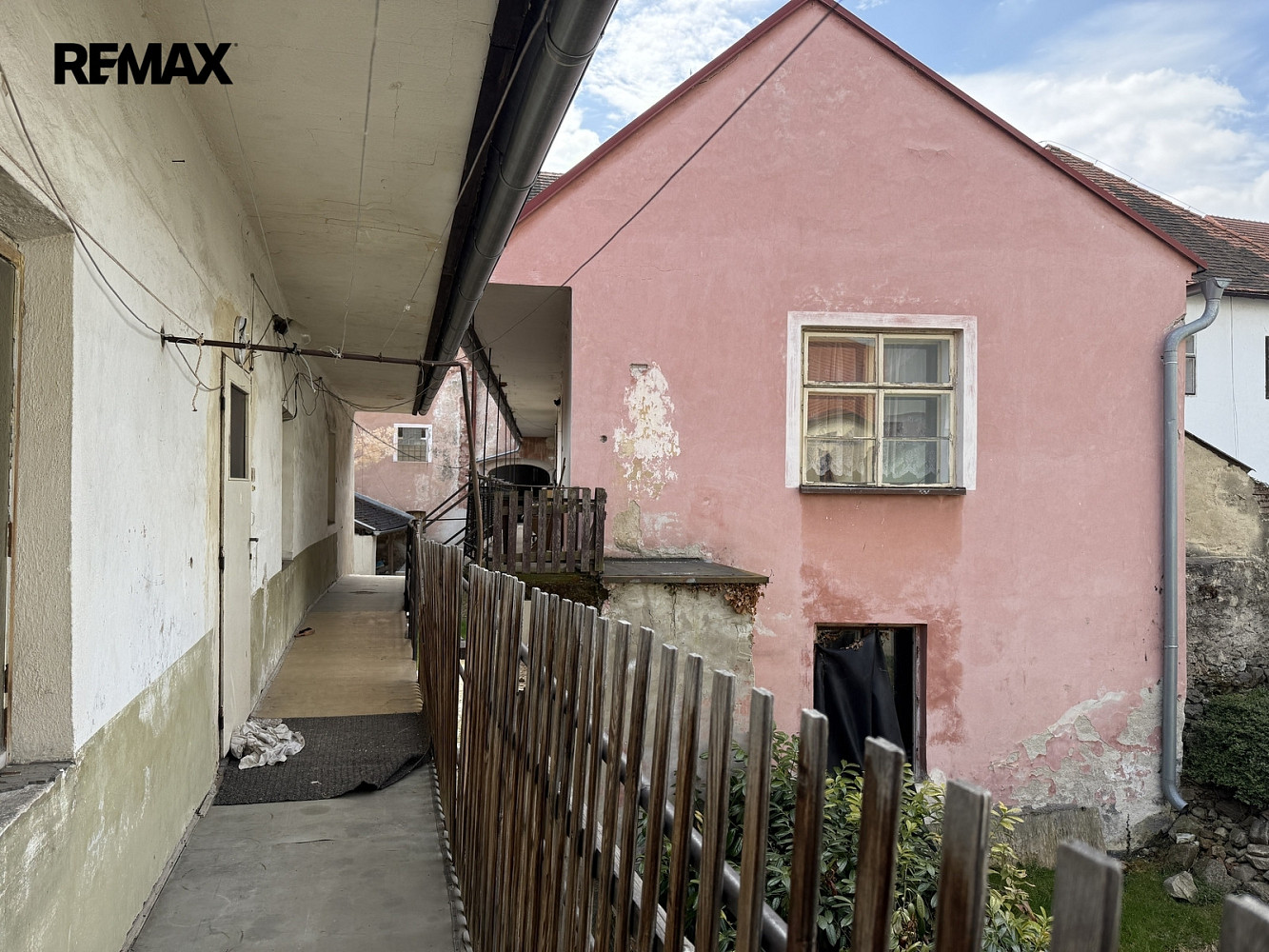Prodej obchodních prostor 426 m² – další