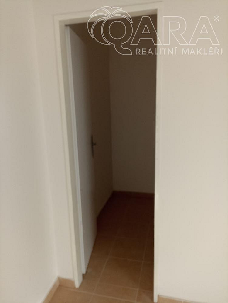 Pronájem bytu 3+kk 89 m² – fotografie 4