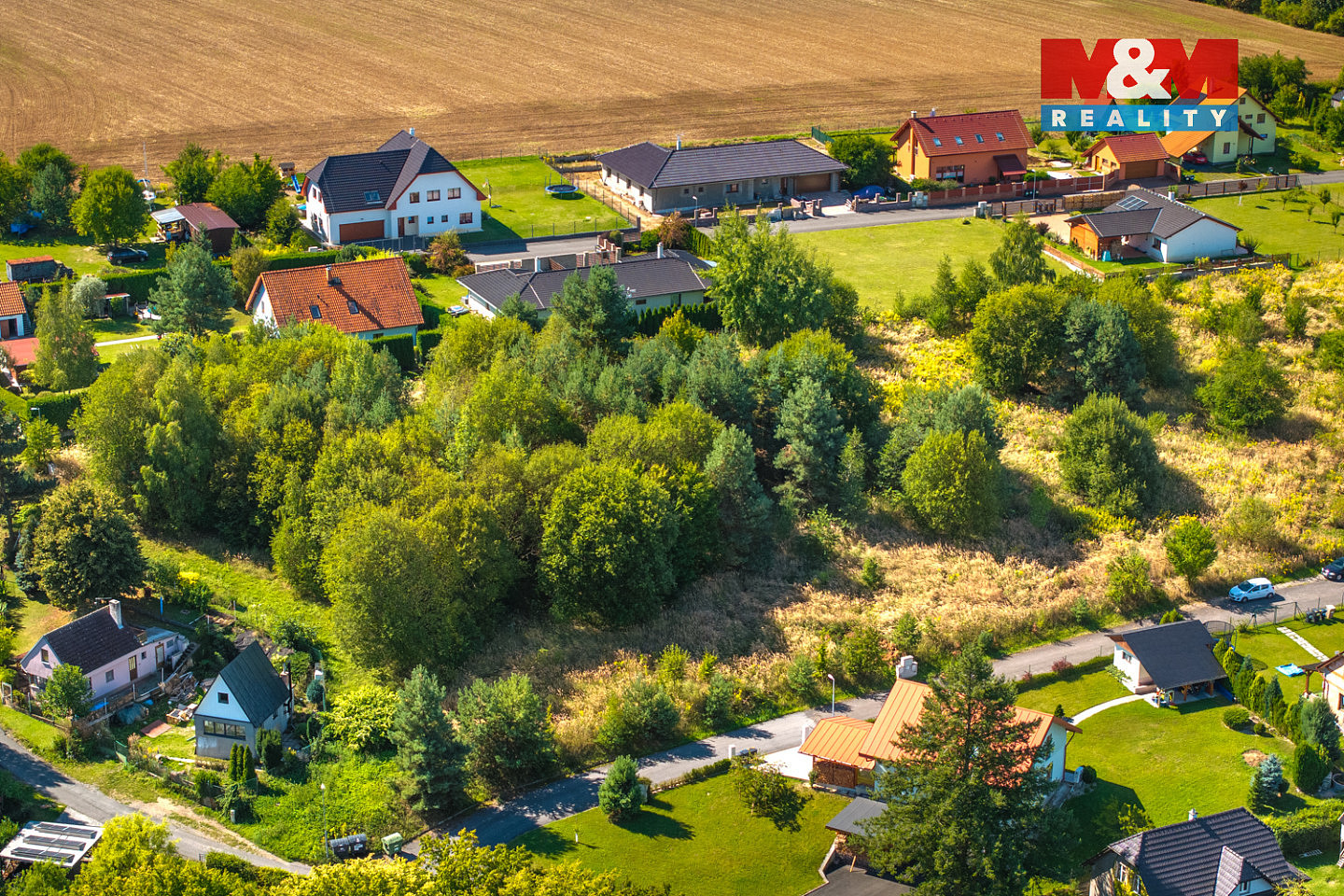 Prodej stavebního pozemku 1 002 m² – další