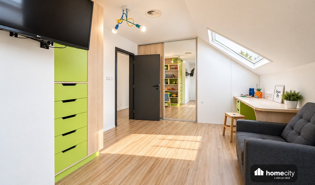 Prodej domu 267 m² s pozemkem 661 m², Pardubice – náhled fotky 22
