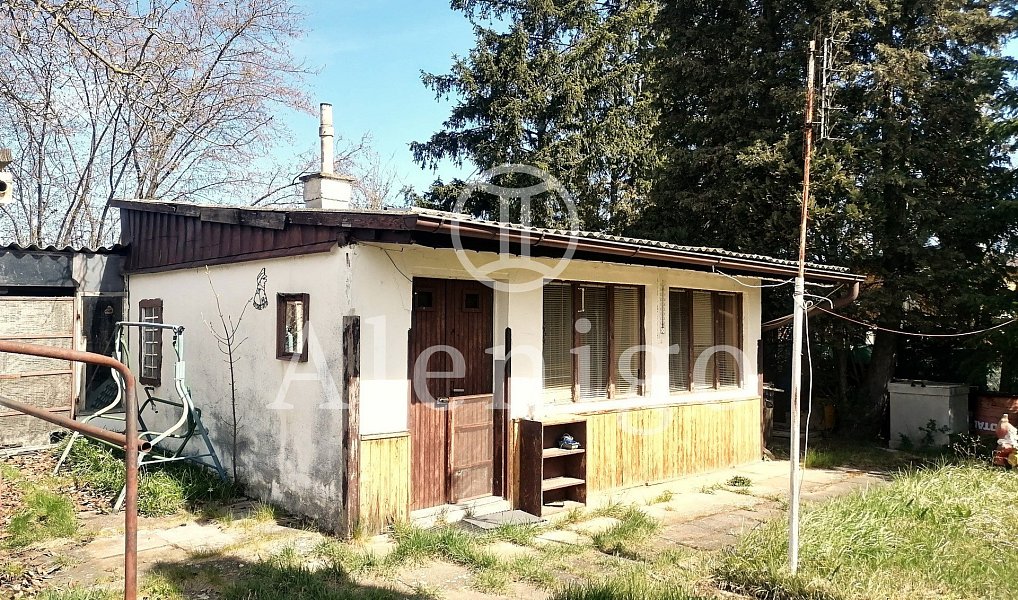 Prodej chaty/chalupy 40 m² s pozemkem 400 m², Slaný – fotka 1 z 19