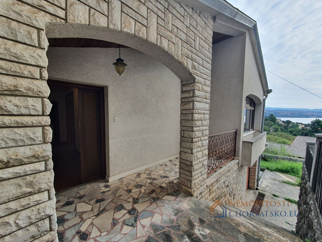 Prodej domu 302 m² s pozemkem 496 m² - Vista 3