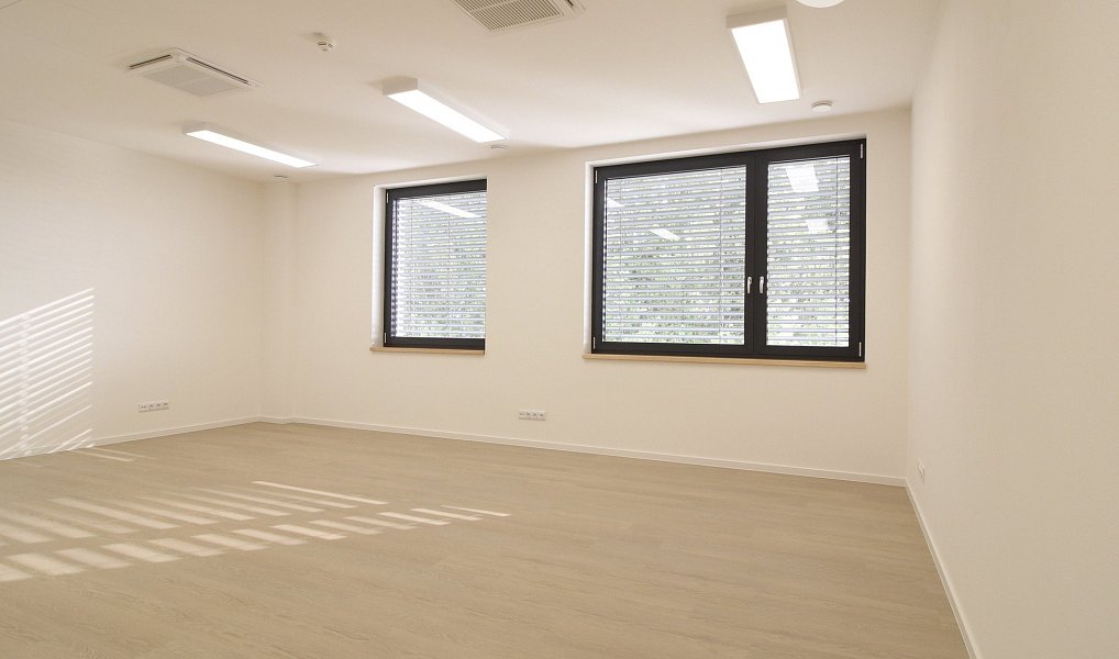 Pronájem kanceláře 48 m², Brno – fotka 1 z 8