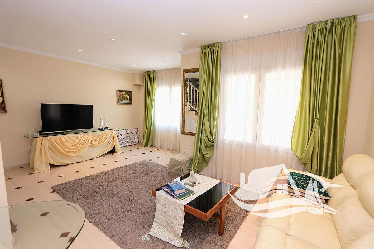 Prodej domu 130 m² s pozemkem 200 m² — photo 4