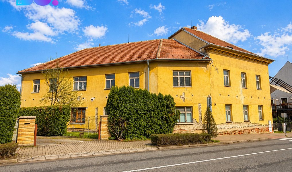 Prodej ubytovacího objektu 360 m², Lednice – fotka 1 z 34