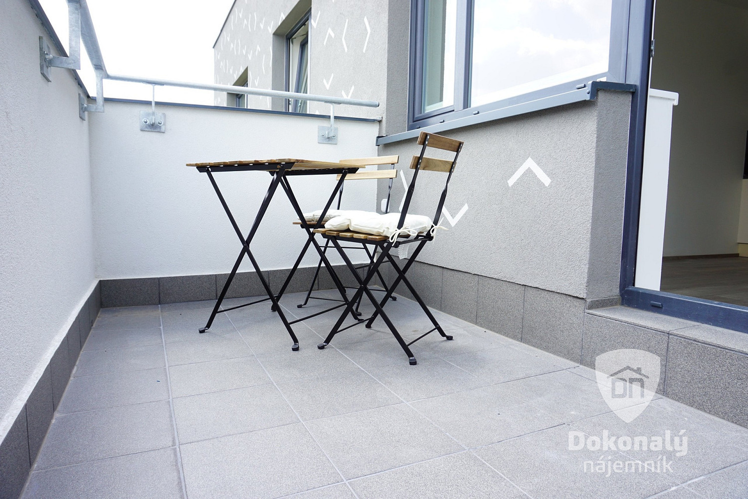 Pronájem bytu 2+kk 55 m² – fotografie 3