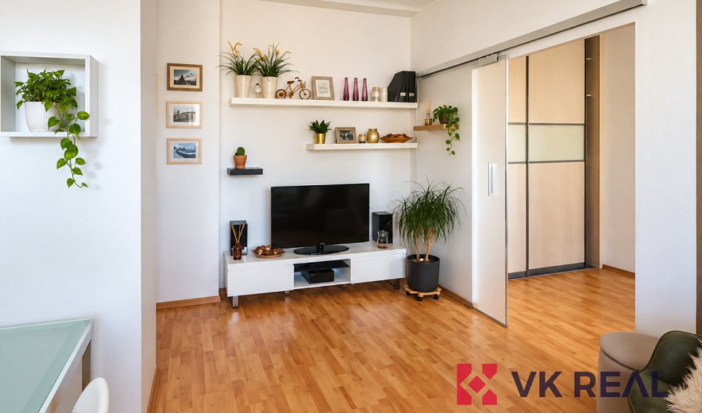Prodej bytu 2+kk 42 m², Praha – náhled fotky 8