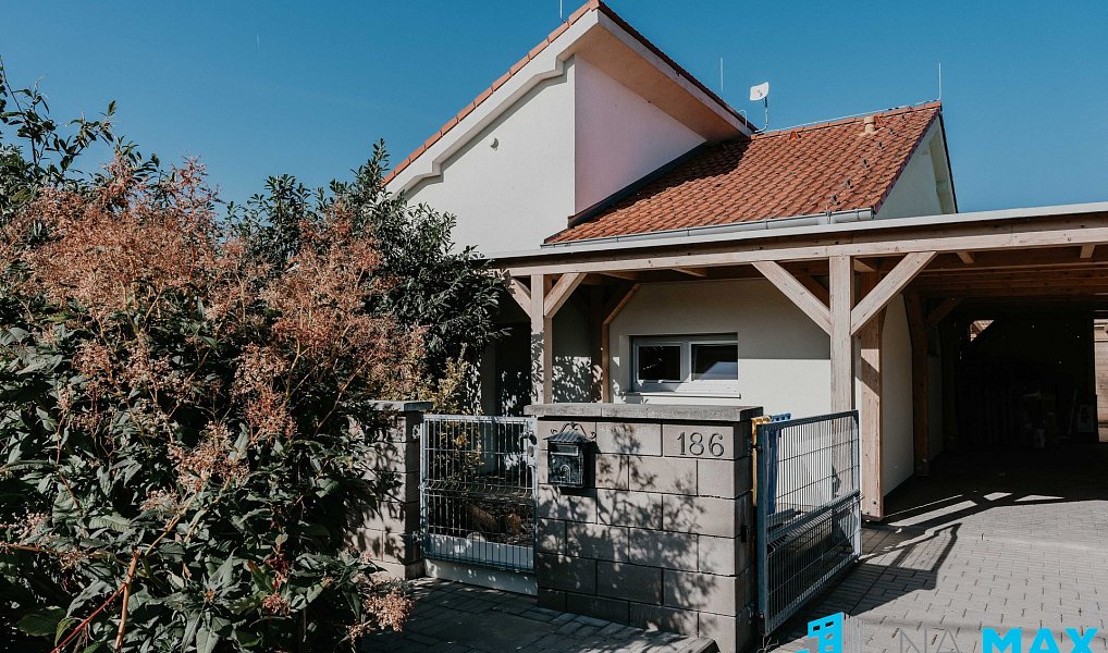 Prodej domu 81 m² s pozemkem 812 m², Vlasatice – náhled fotky 2