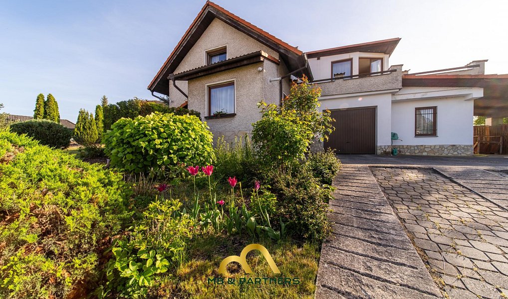 Prodej domu 232 m² s pozemkem 978 m², Zdice – náhled fotky 35