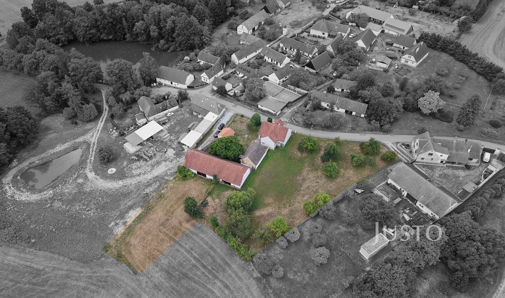 Prodej domu 514 m² s pozemkem 5 451 m², Bernartice – náhled fotky 28