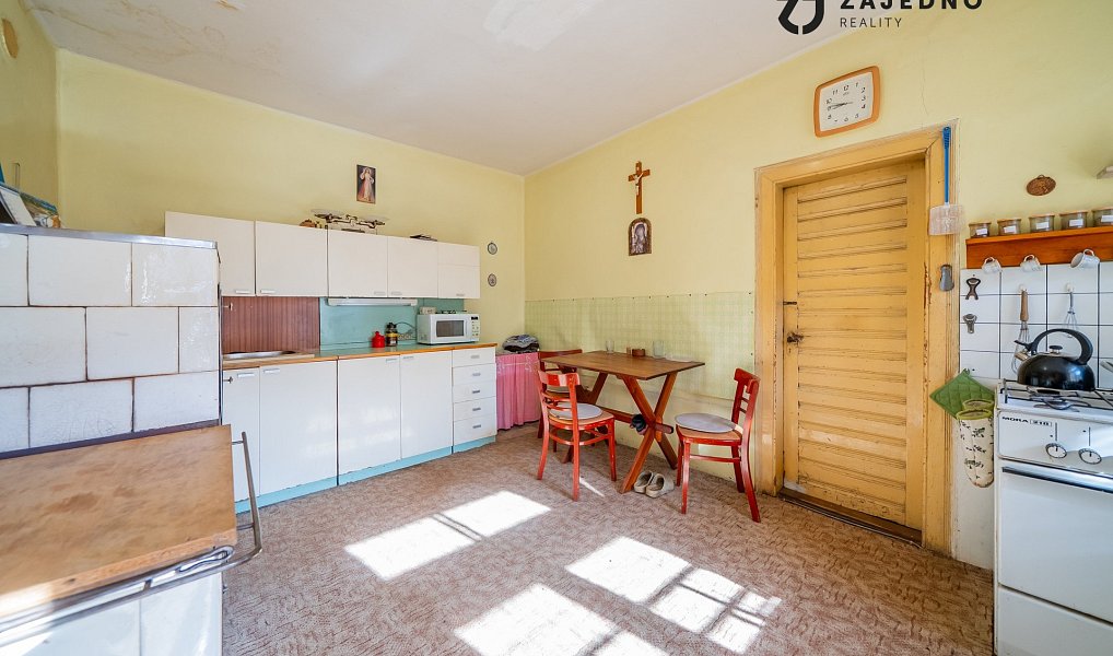 Prodej domu 160 m² s pozemkem 1 215 m², Křepice – náhled fotky 3