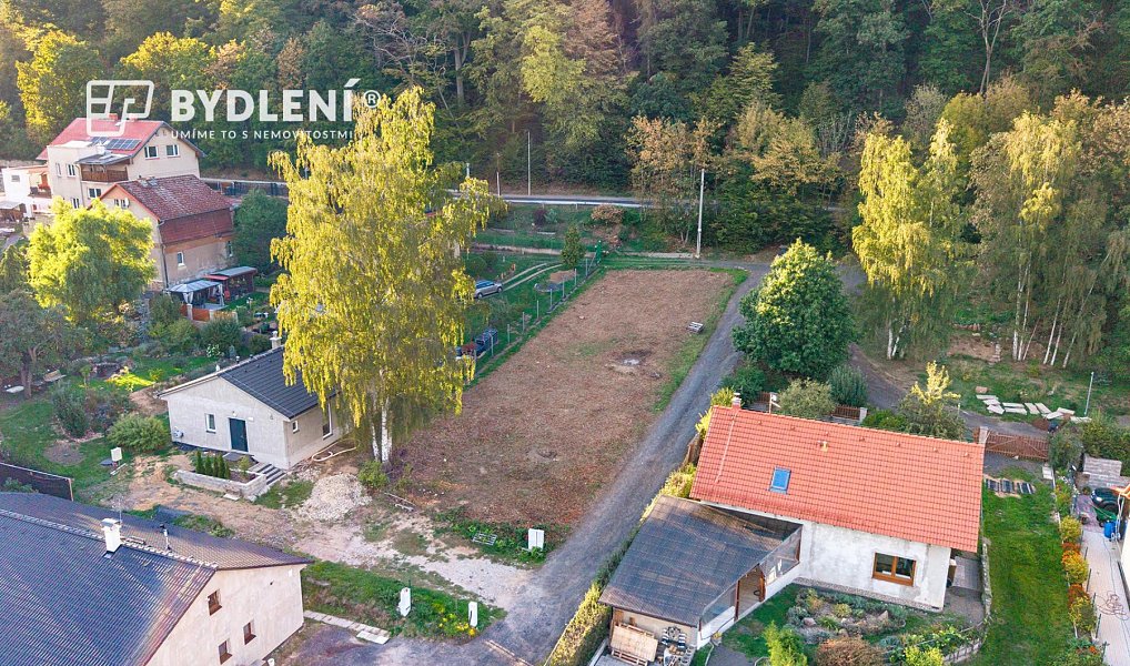 Prodej stavebního pozemku 728 m², Dubí – náhled fotky 18