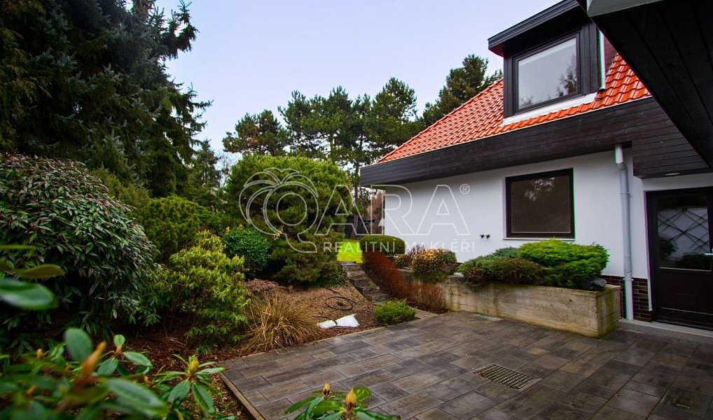 Pronájem domu 417 m² s pozemkem 1 263 m², Praha – náhled fotky 4
