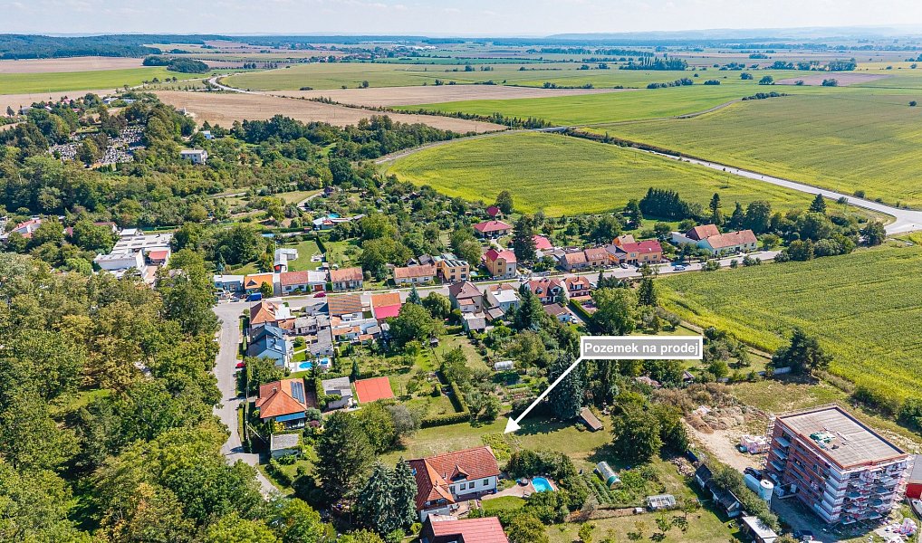 Prodej stavebního pozemku 1 775 m², Holice – náhled fotky 17