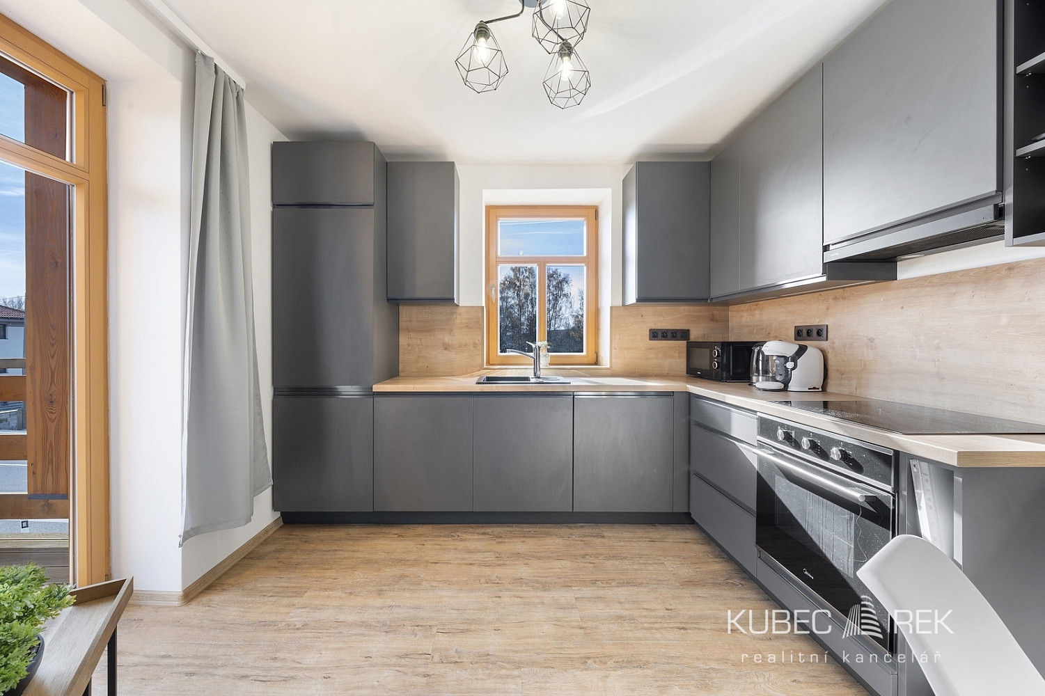 Prodej bytu 3+kk 57 m² – fotografie 3