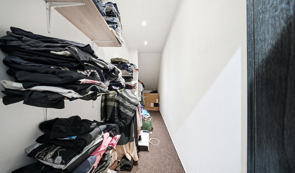 Prodej domu 250 m² s pozemkem 204 m², Jirkov – náhled fotky 18