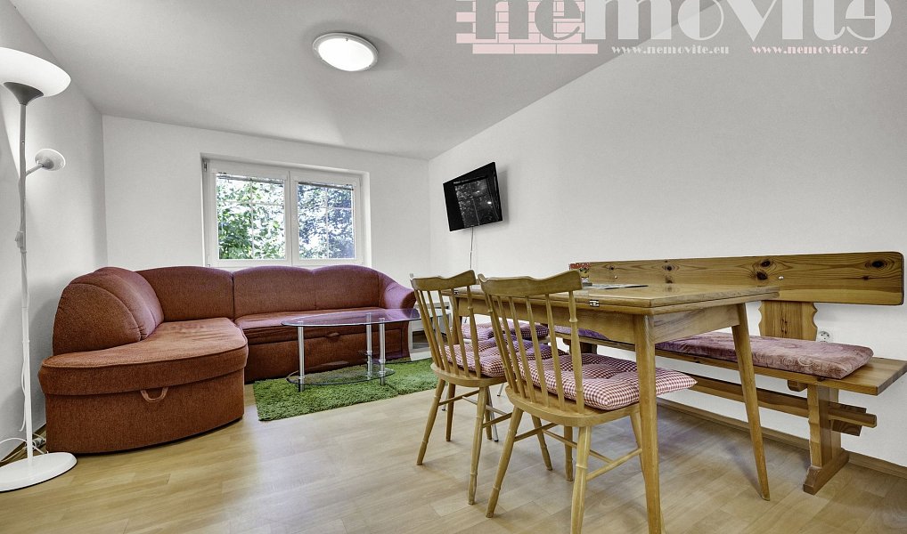 Prodej domu 140 m² s pozemkem 825 m², Mladé Buky – náhled fotky 12