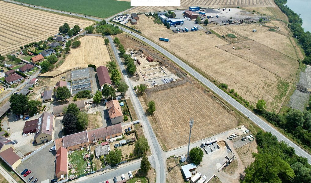 Prodej komerčního pozemku 12 815 m², Branišovice – náhled fotky 3