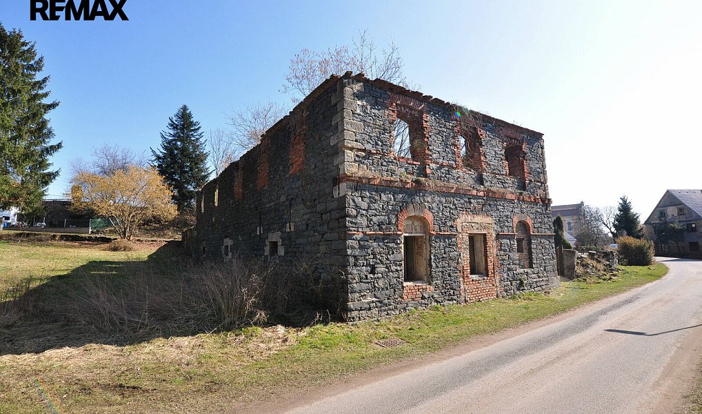 Prodej domu 300 m² s pozemkem 1 942 m², Úštěk – náhled fotky 11