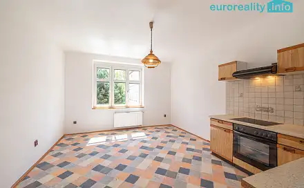 Prodej bytu 2+kk 48 m², Vančurova, Cheb
