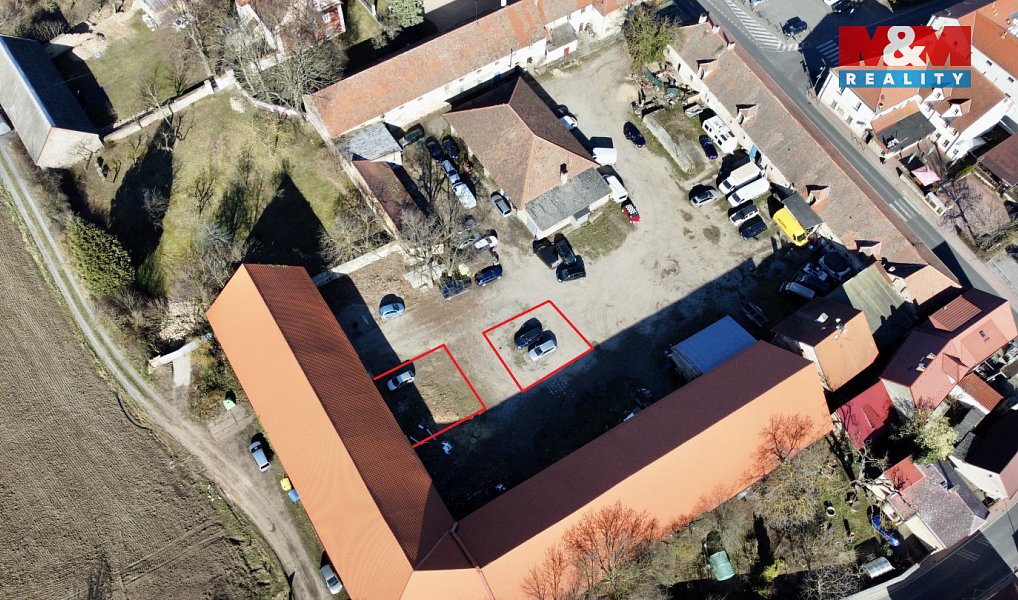 Pronájem pozemku 360 m², Ořech – náhled fotky 5
