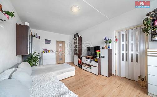Prodej bytu 3+1 72 m², Boženy Němcové, Rokycany - Nové Město
