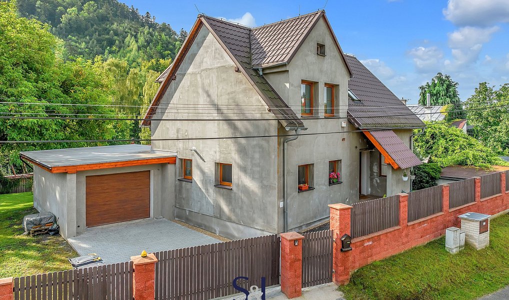 Prodej domu 167 m² s pozemkem 996 m², Skalice u České Lípy – fotka 1 z 41