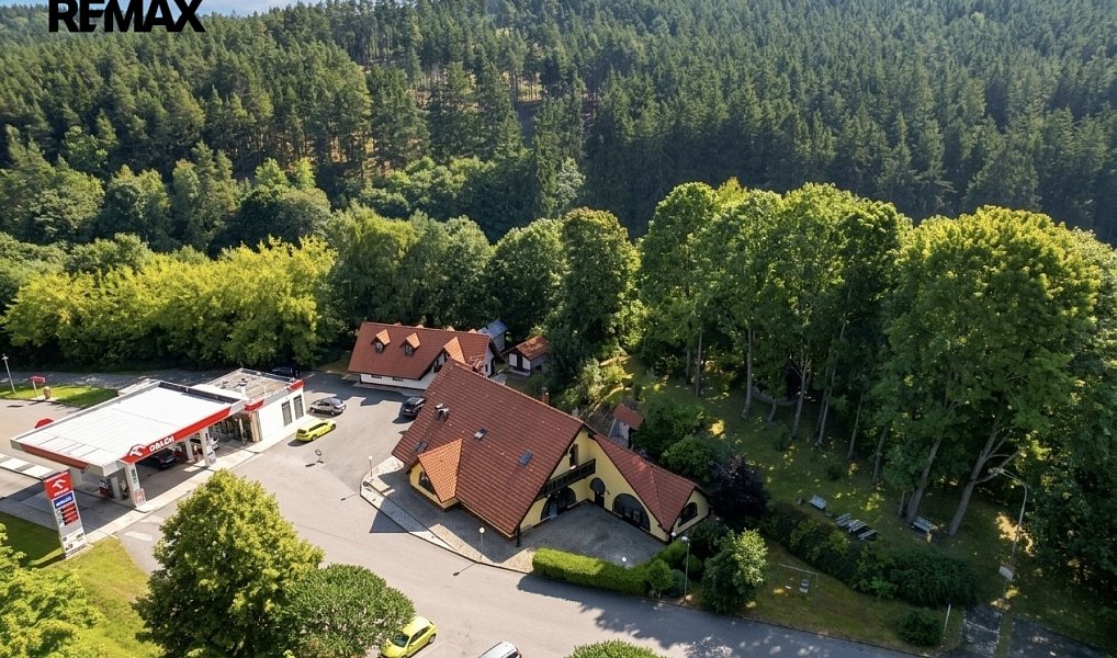Prodej ubytovacího objektu 450 m², Vimperk – náhled fotky 17