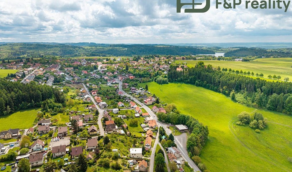 Prodej domu 110 m² s pozemkem 995 m², Seč – náhled fotky 2
